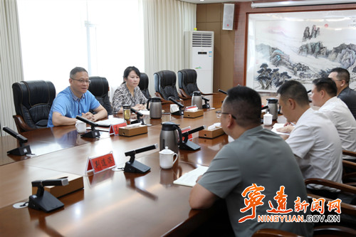 毛政会见宁远荣获全省“两优一先”表彰对象_副本500.jpg